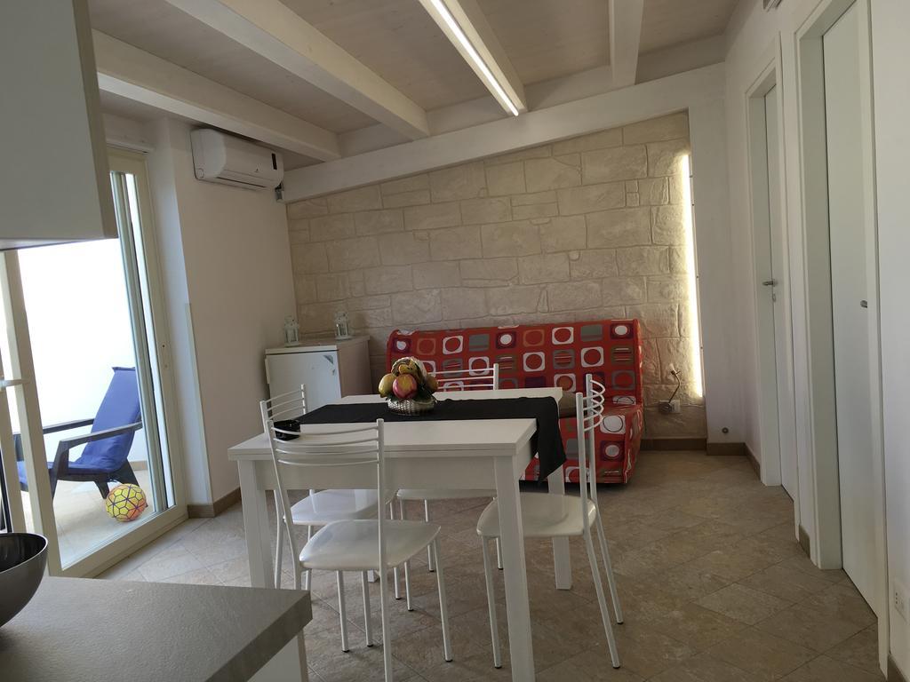 הוילה פונטה סקה Marinella Di Montalbano מראה חיצוני תמונה