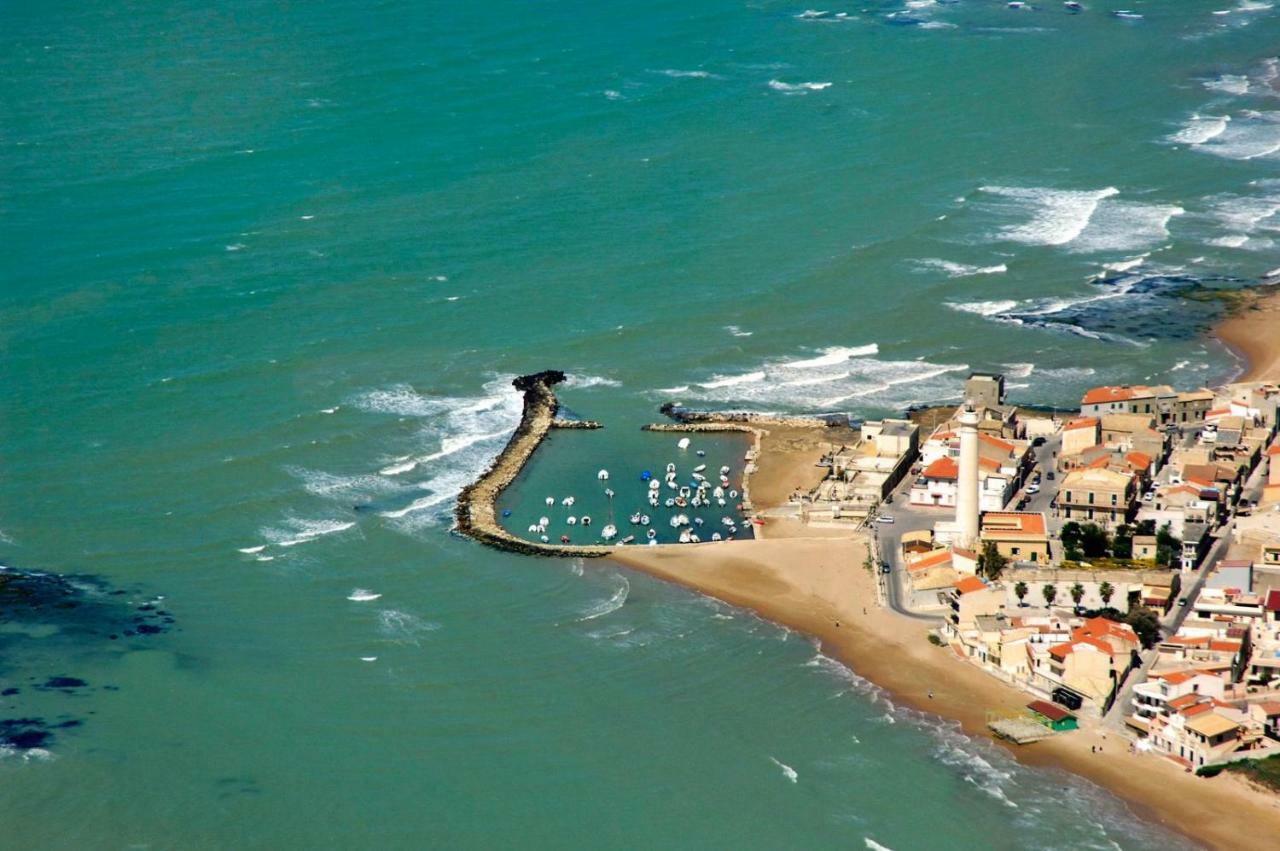 הוילה פונטה סקה Marinella Di Montalbano מראה חיצוני תמונה